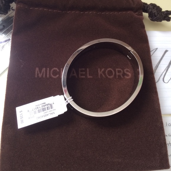 Michael Kors silver bangle - Picture 4 of 4